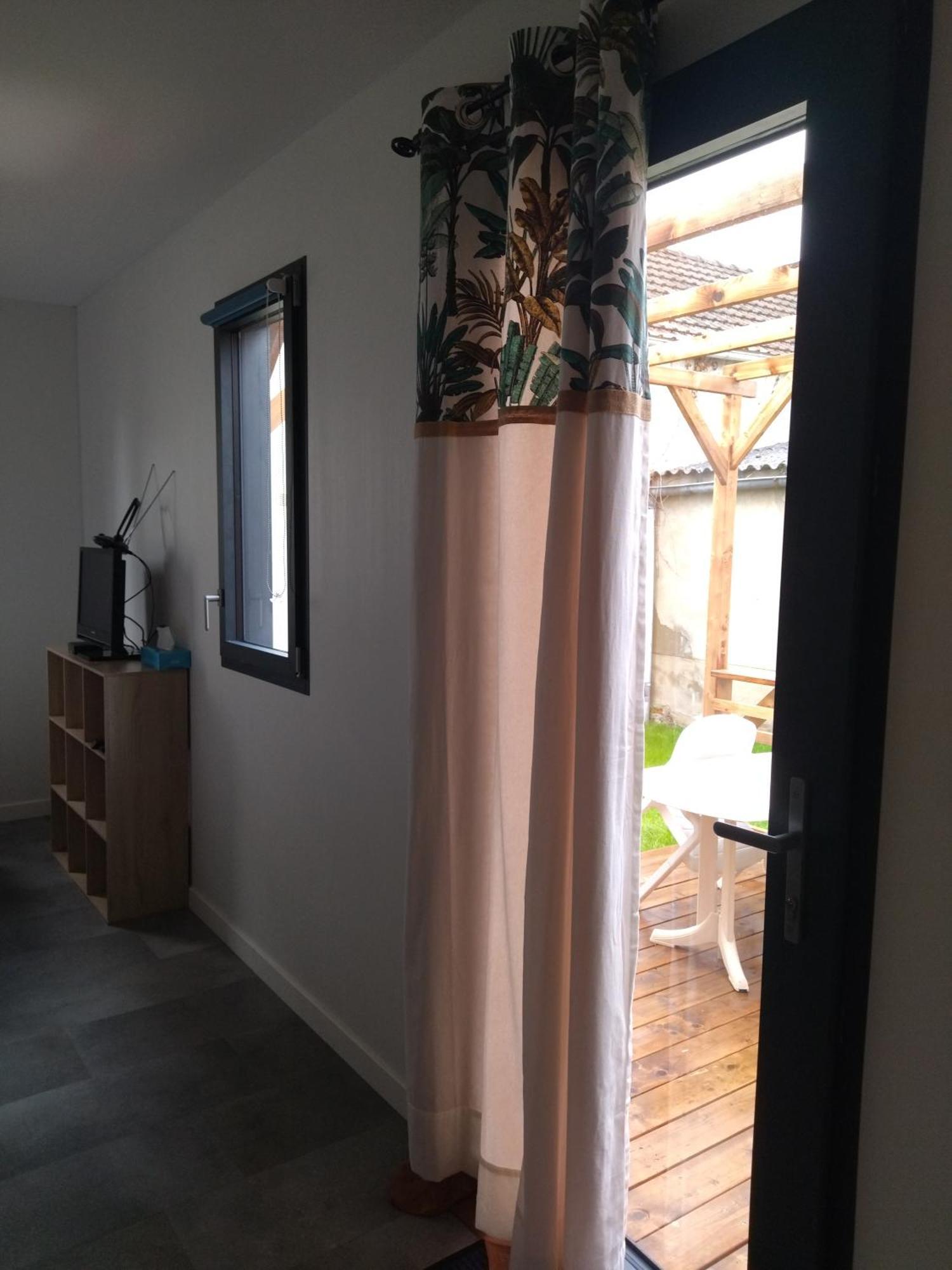 לה מאנש Au Coin Des Lilas - Studio 2 מראה חיצוני תמונה